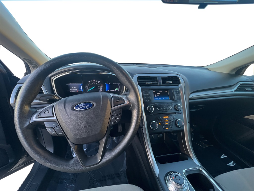 2017 Ford Fusion Hybrid S photo 17