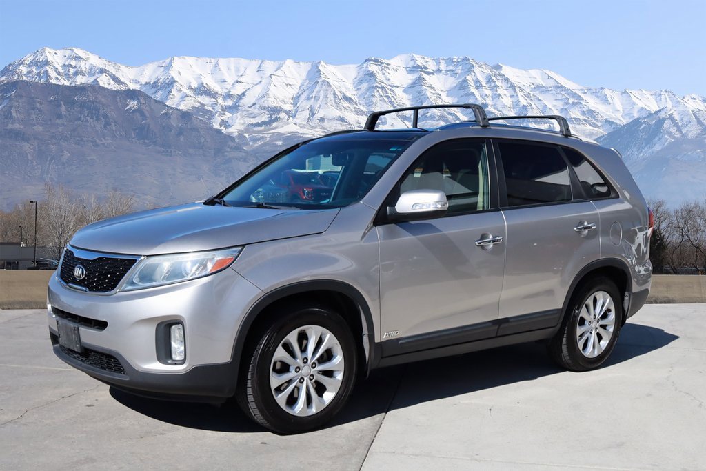 Used 2015 Kia Sorento EX with VIN 5XYKUDA72FG568253 for sale in American Fork, UT