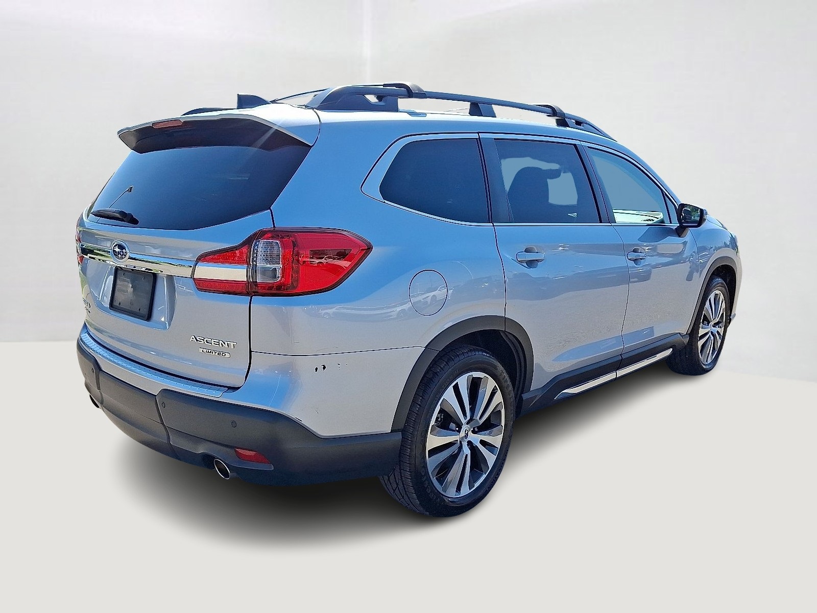 2022 Subaru Ascent Limited photo 4