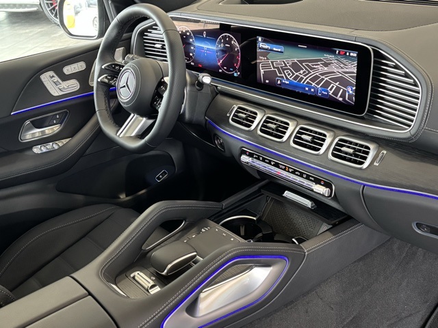 2026 Mercedes Benz GLS 580 4MATIC photo 25