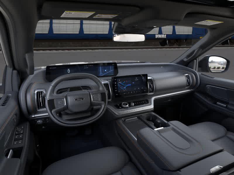 2025 Ford Expedition photo 9