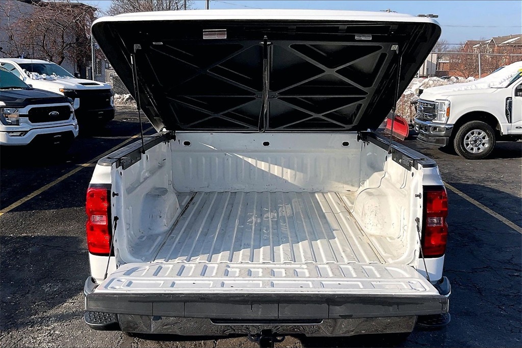 2018 CHEVROLET SILVERADO - Image 24