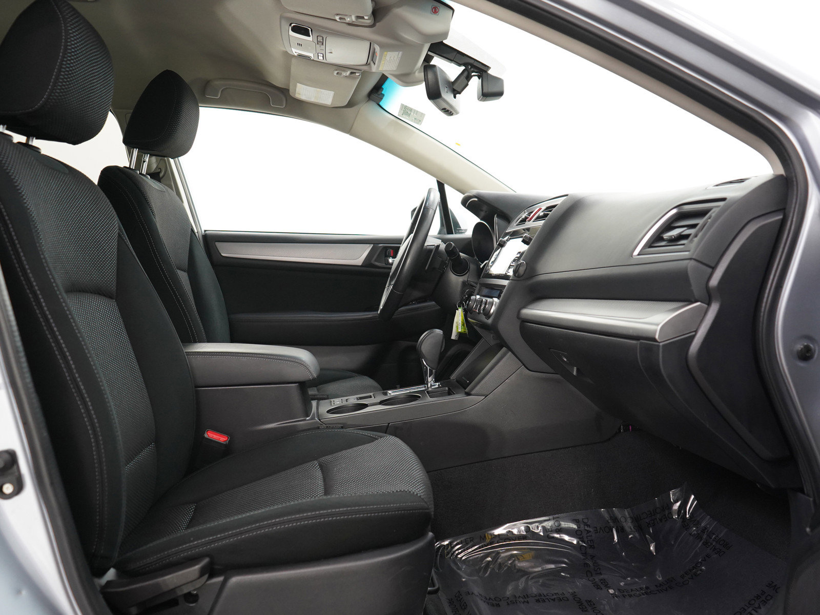2017 Subaru Outback 2.5i Premium photo 10