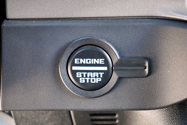 Used 2025 Black Ford Outer Banks image 28