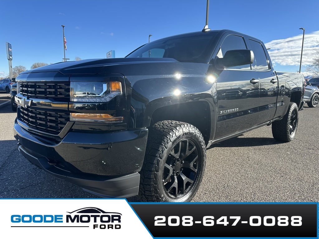 2018 Chevrolet Silverado 1500 Custom's photo
