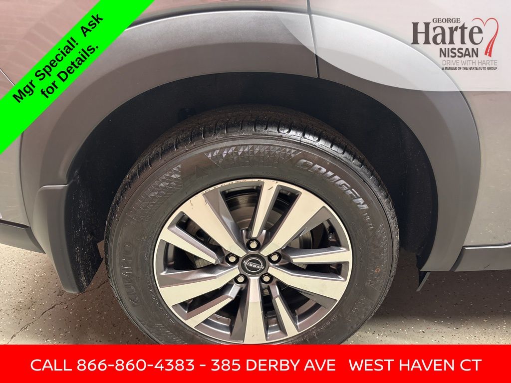 2023 Nissan Pathfinder SL photo 34