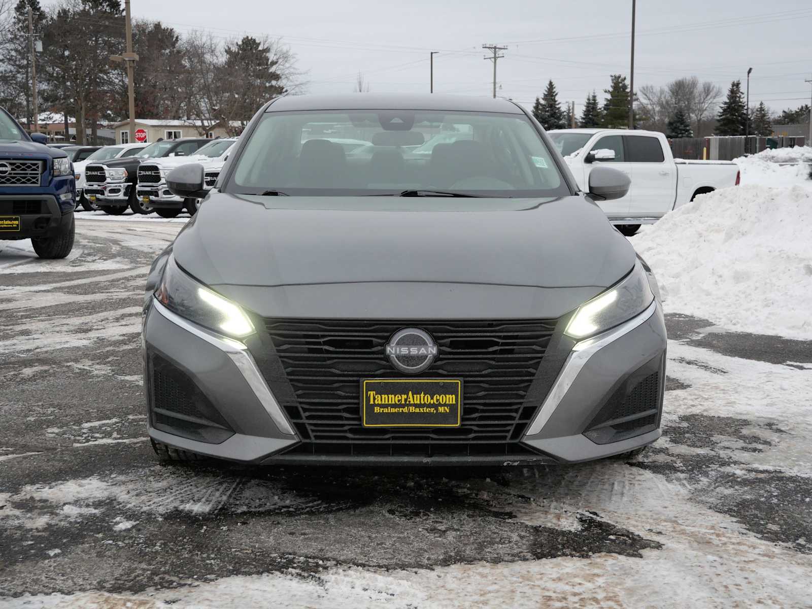 Used 2023 Nissan Altima SV with VIN 1N4BL4DV5PN367802 for sale in Brainerd, Minnesota