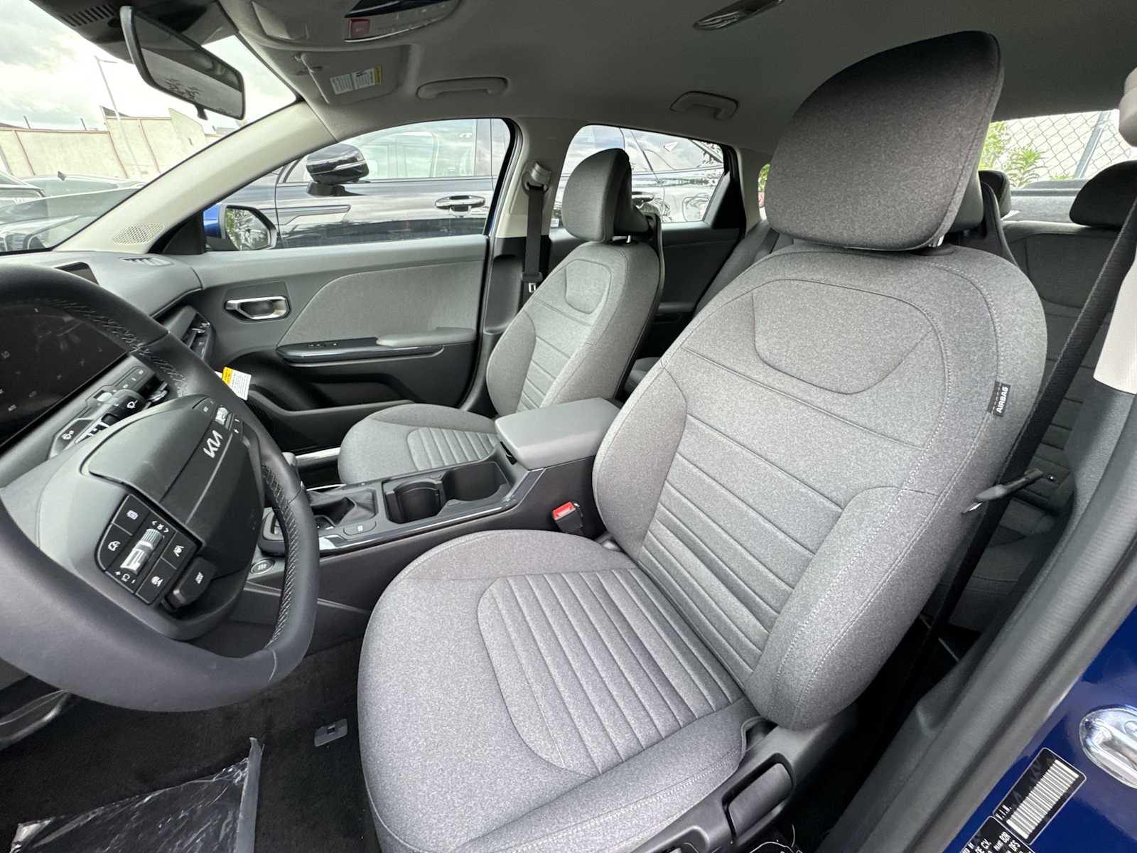 2025 Kia K4 EX photo 3