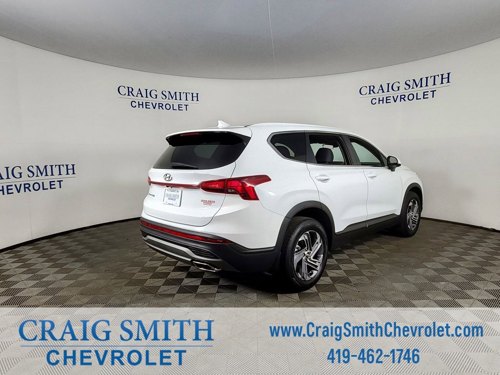2023 Hyundai Santa Fe SE photo 4