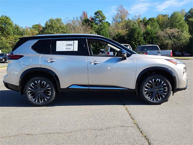 2025 Nissan Rogue Platinum photo 2