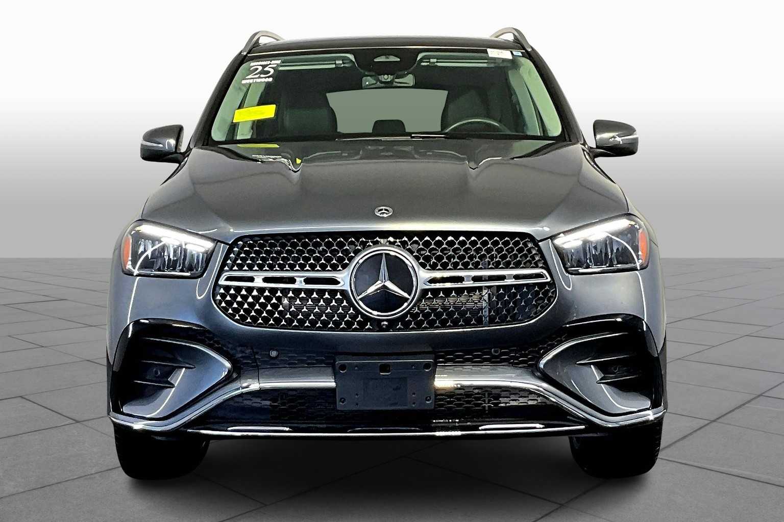 2025 Mercedes Benz GLE 350 4MATIC photo 3