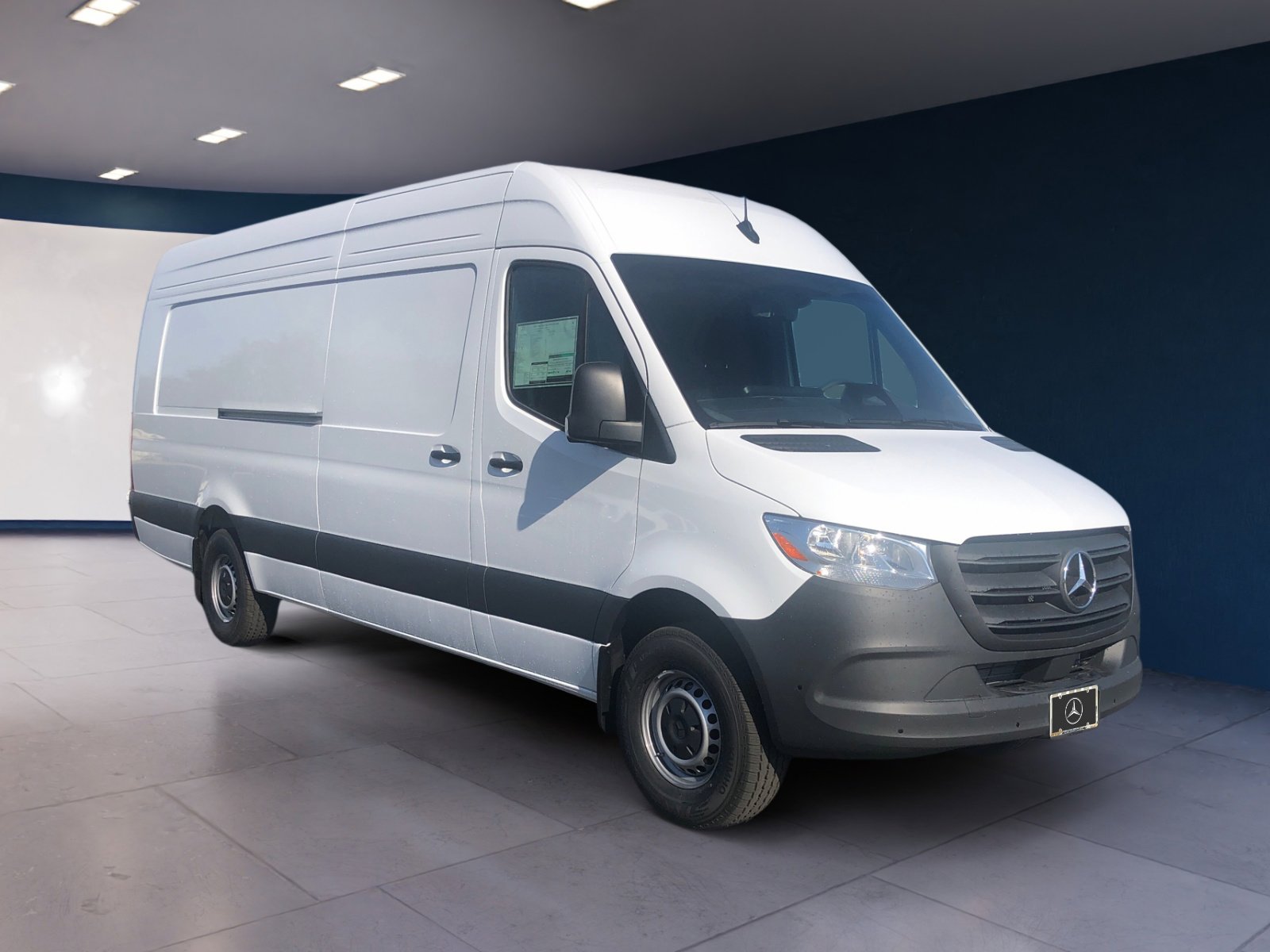 2025 Mercedes-Benz Sprinter Cargo Van Base's photo