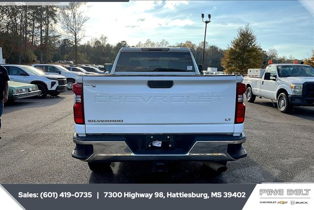2021 Chevrolet Silverado 2500HD LT photo 3