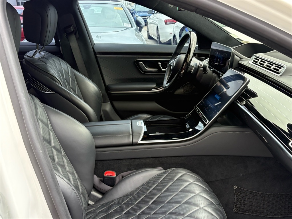2022 Mercedes Benz S 580 4MATIC photo 6