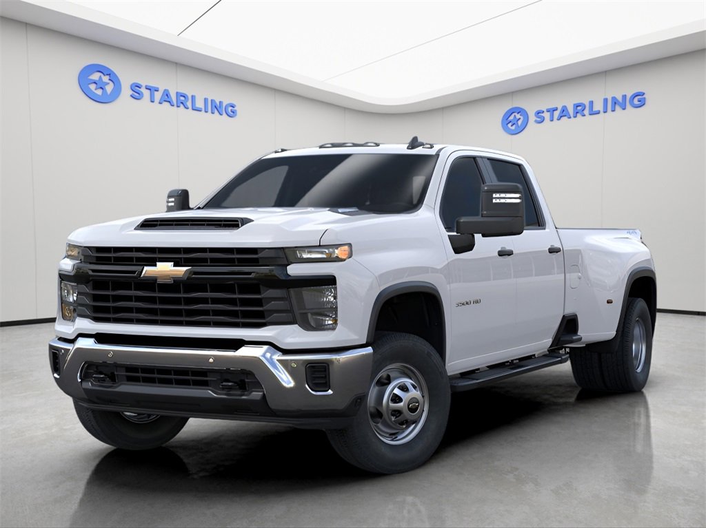 2026 Chevrolet Silverado 3500HD photo 4