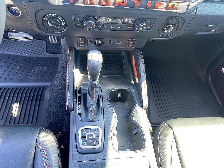 2026 Nissan Frontier Crew Cab PRO-4X photo 10