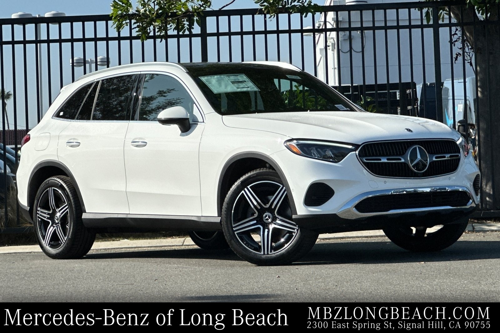 2026 Mercedes-Benz GLC Base's photo
