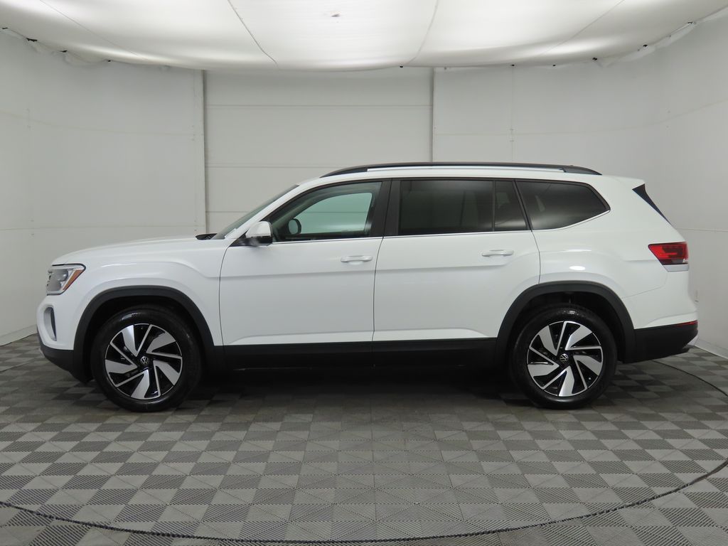 2026 Volkswagen Atlas SE Technology photo 8