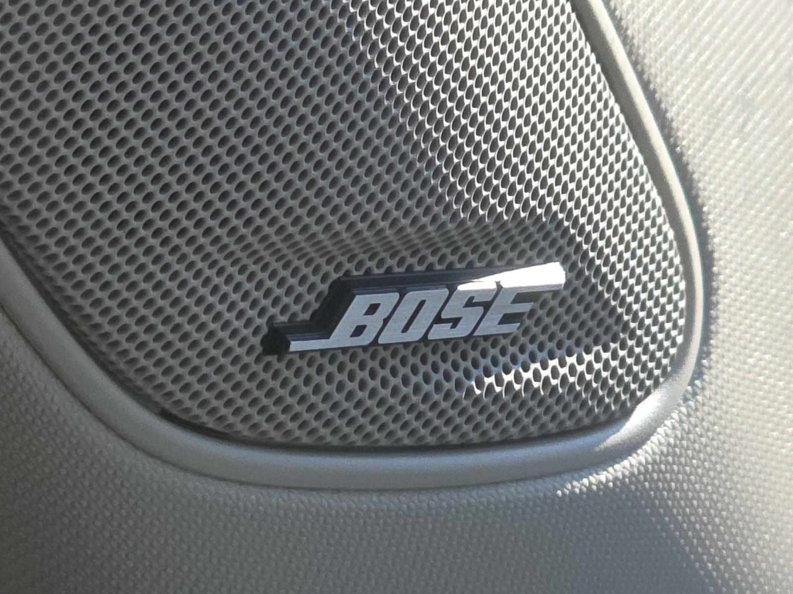 2025 Honda Pilot Touring photo 4