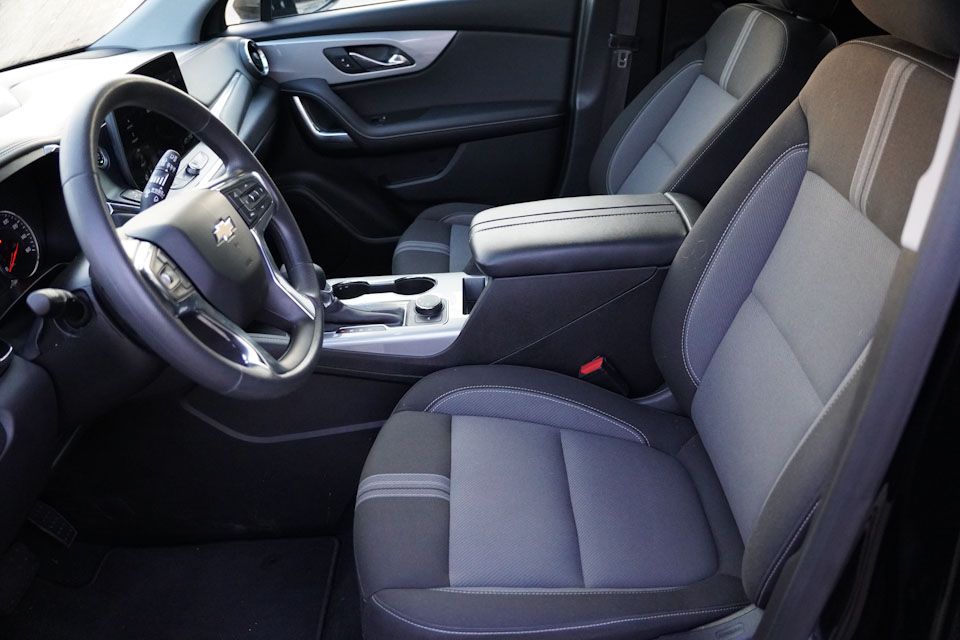 2025 Chevrolet Blazer 2LT photo 4