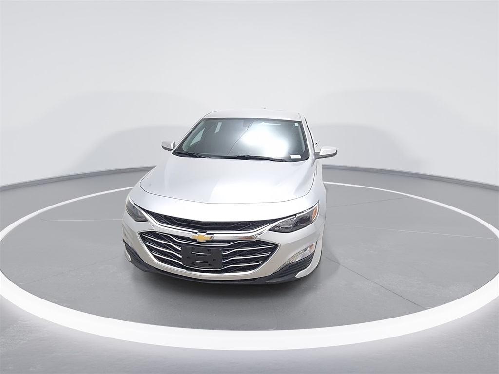 2019 Chevrolet Malibu 1LT photo 2
