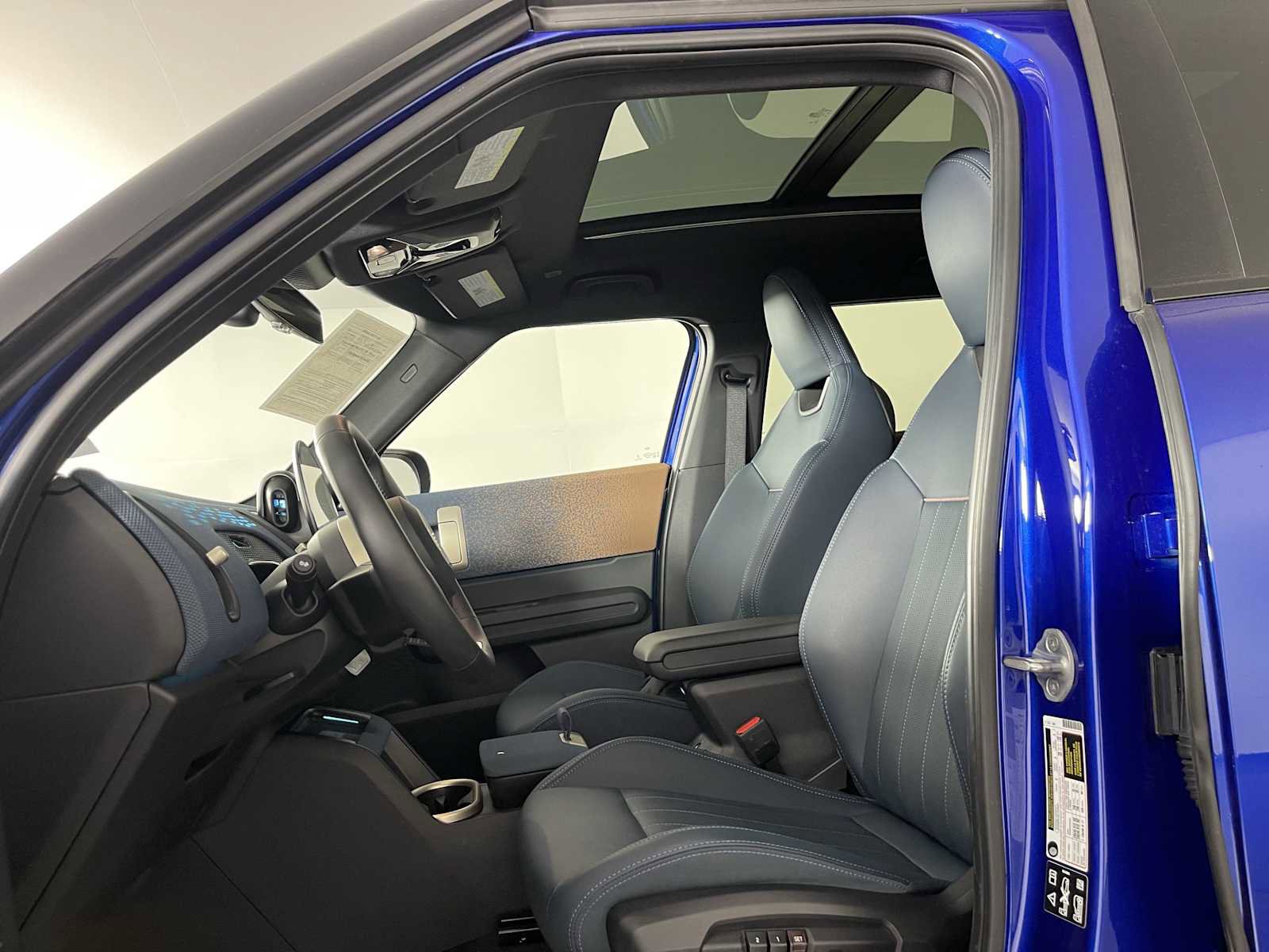 2025 Mini Cooper S ALL4 photo 12