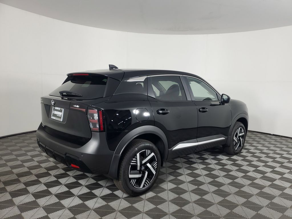 2025 Nissan Kicks SV photo 4