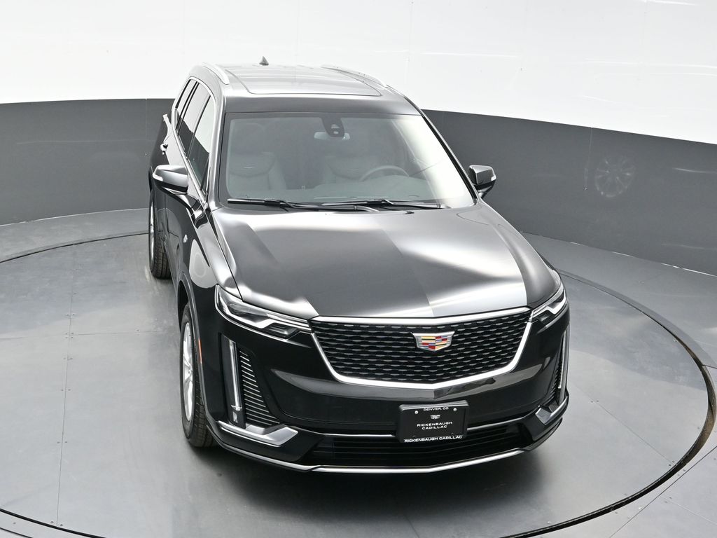 2025 Cadillac XT6 Luxury photo 24