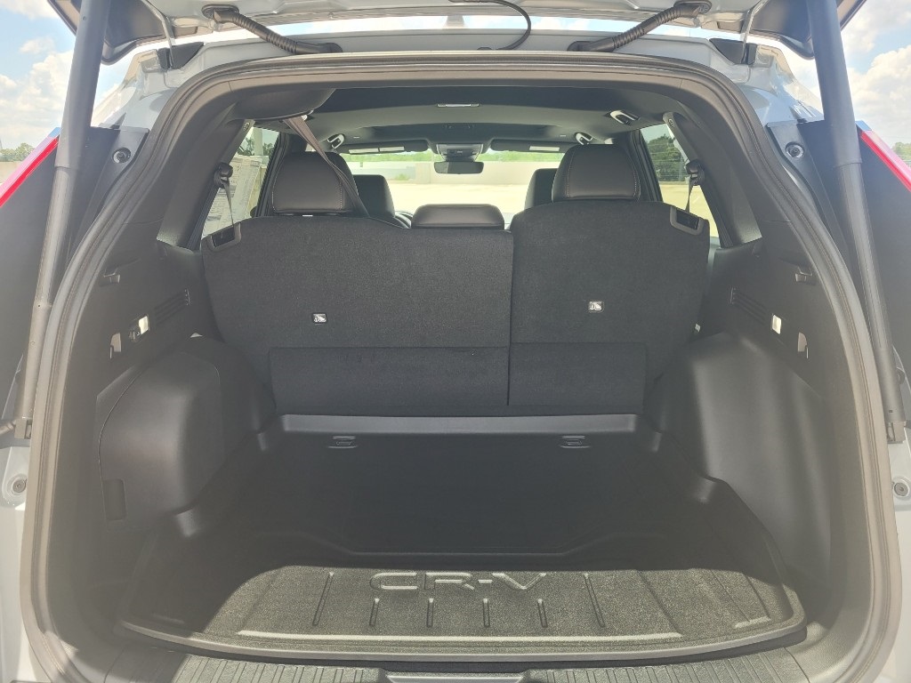 2026 Honda CR-V Hybrid Sport-L photo 17