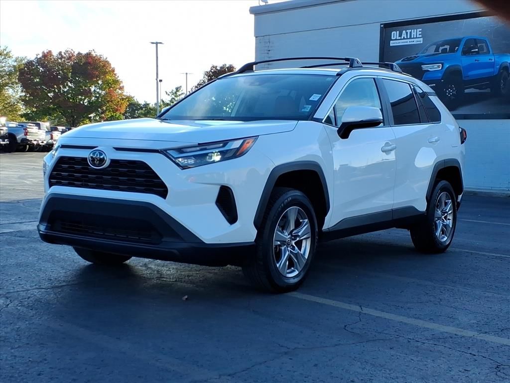 Used 2023 Toyota RAV4 XLE with VIN 2T3W1RFVXPC214208 for sale in Kansas City