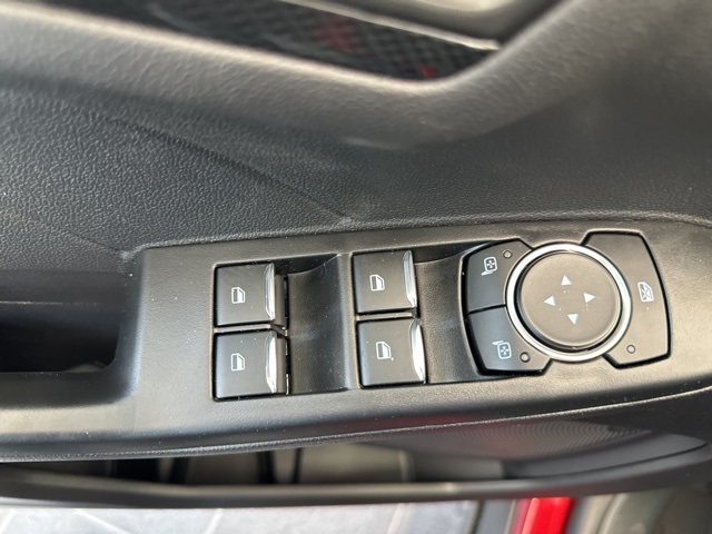 2025 Ford Escape ST-Line photo 9