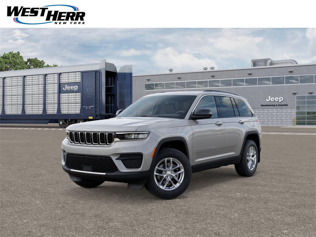 2025 Jeep Grand Cherokee Laredo's photo