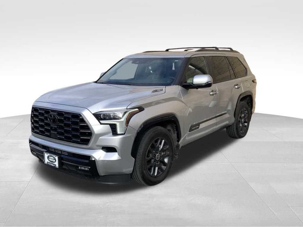 2024 Toyota Sequoia Platinum's photo