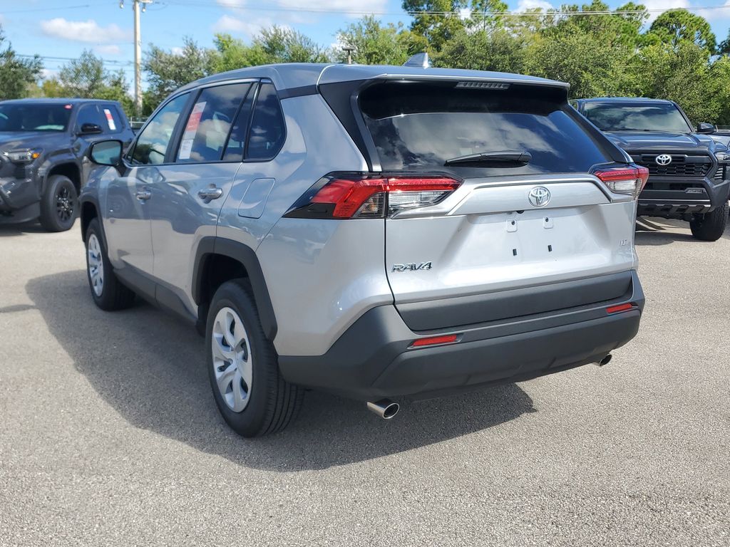 2025 Toyota RAV4 LE photo 7