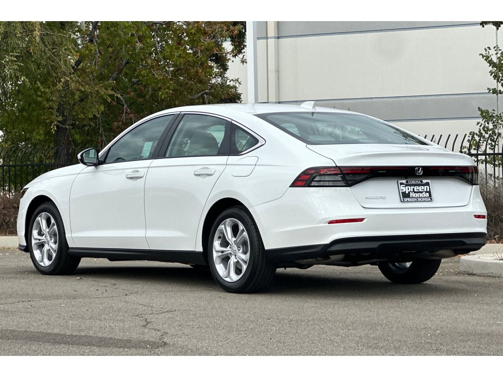2025 Honda Accord 1.5T LX photo 7