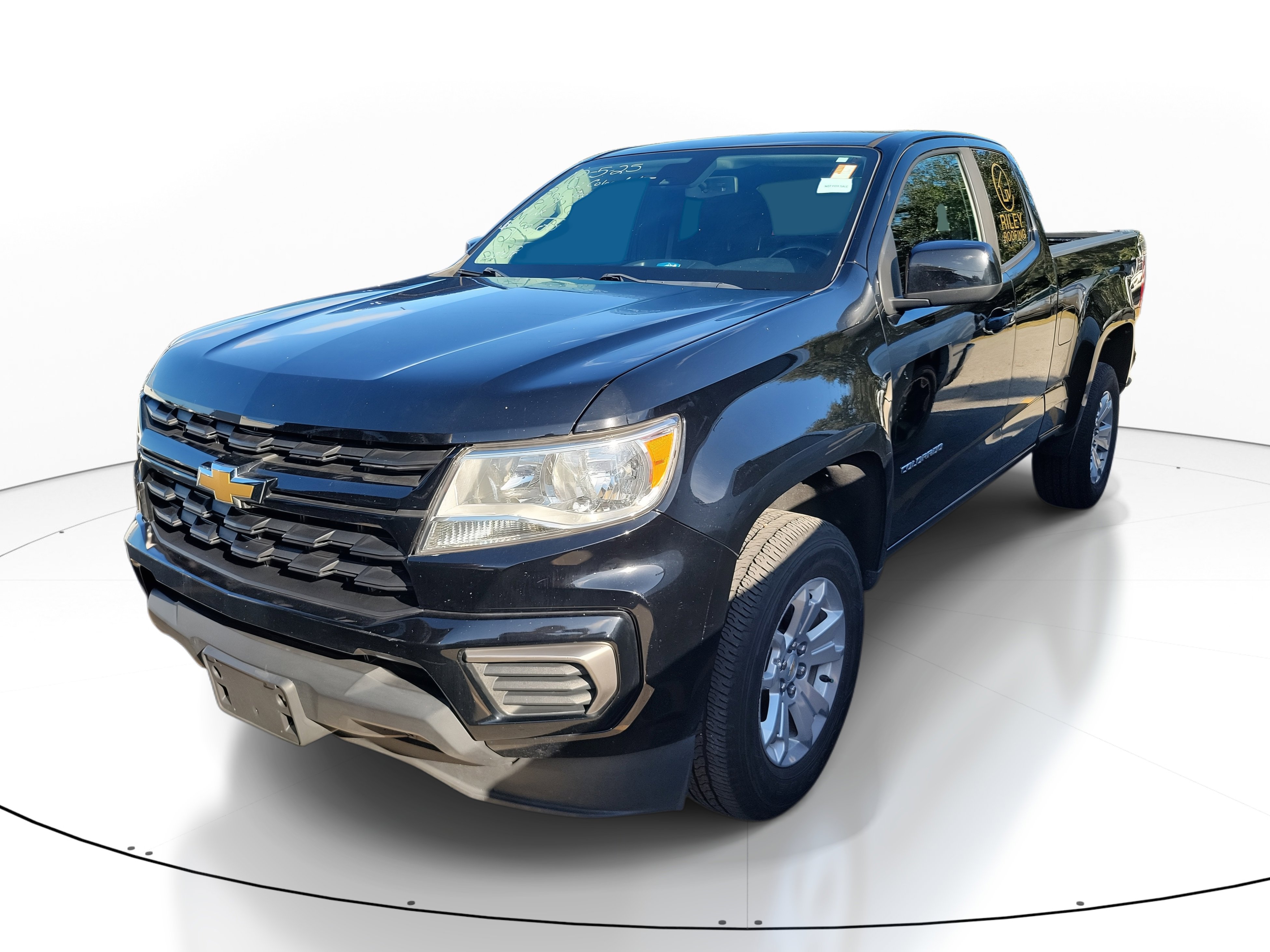 2022 Chevrolet Colorado LT photo 2