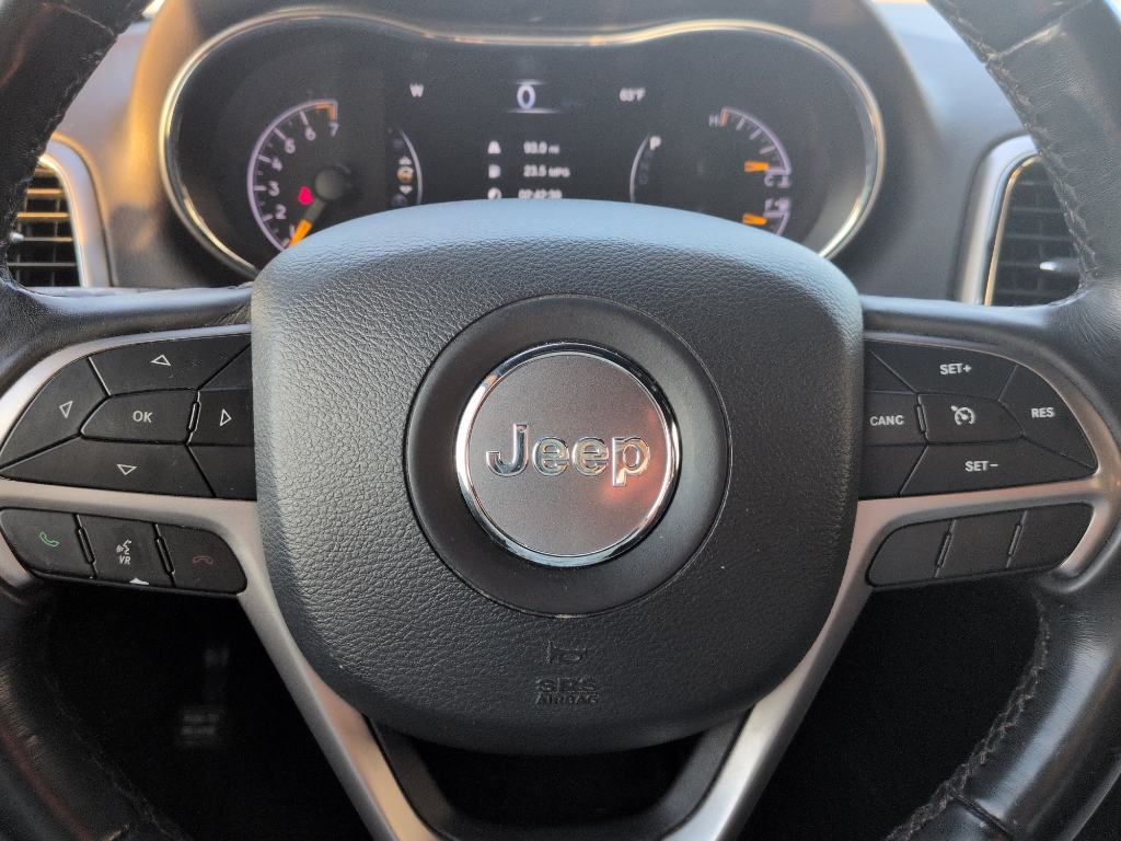 2019 Jeep Grand Cherokee Laredo photo 12