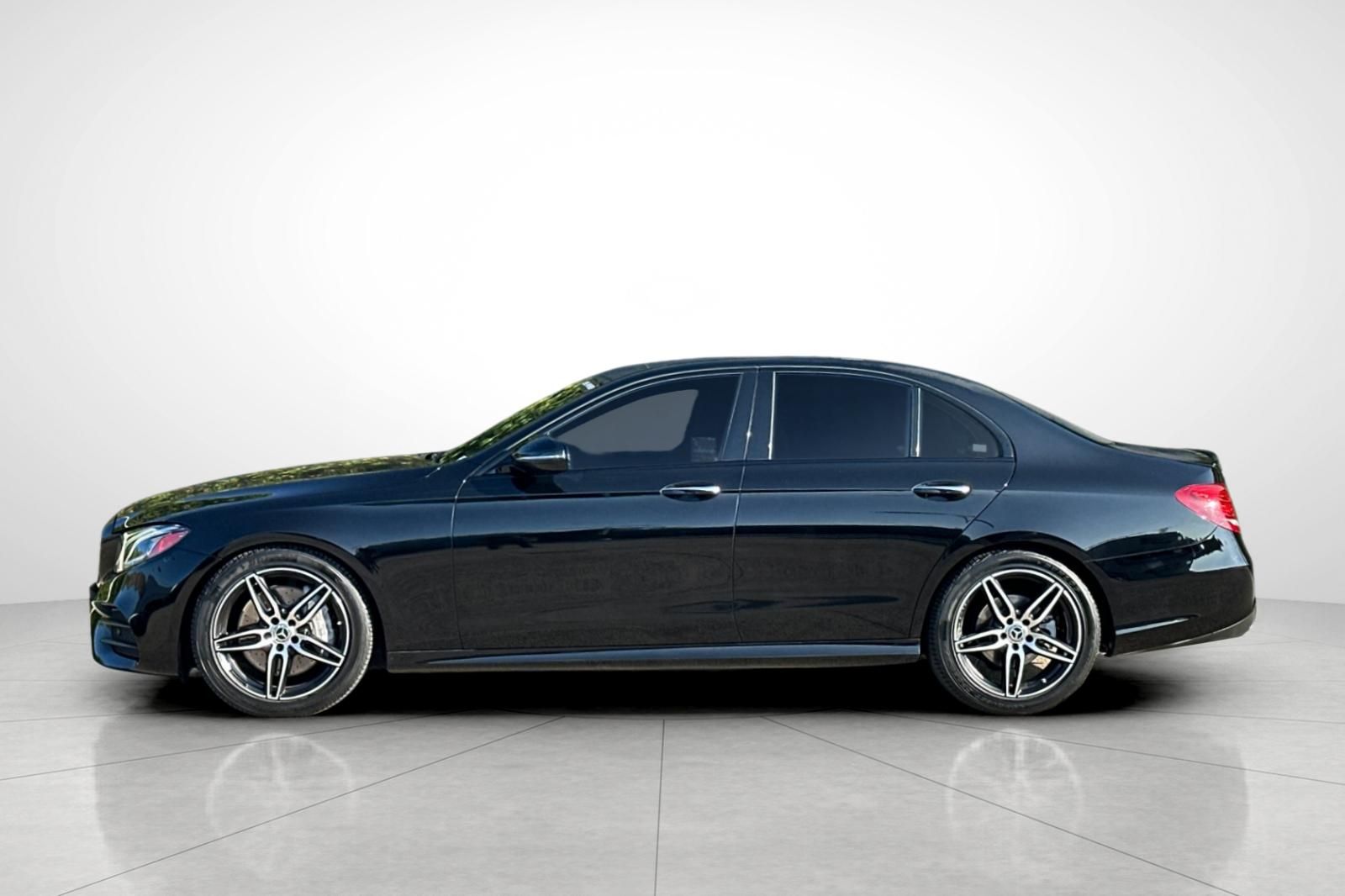 2020 Mercedes Benz E 350 Sedan photo 27