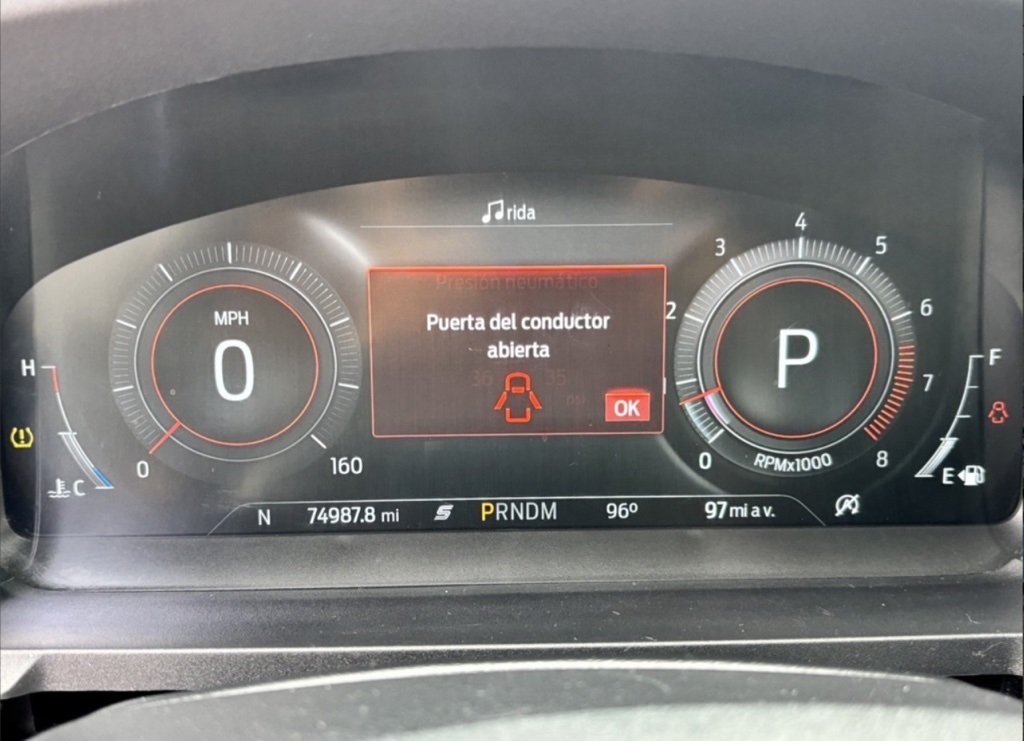 2020 Ford Explorer ST photo 4