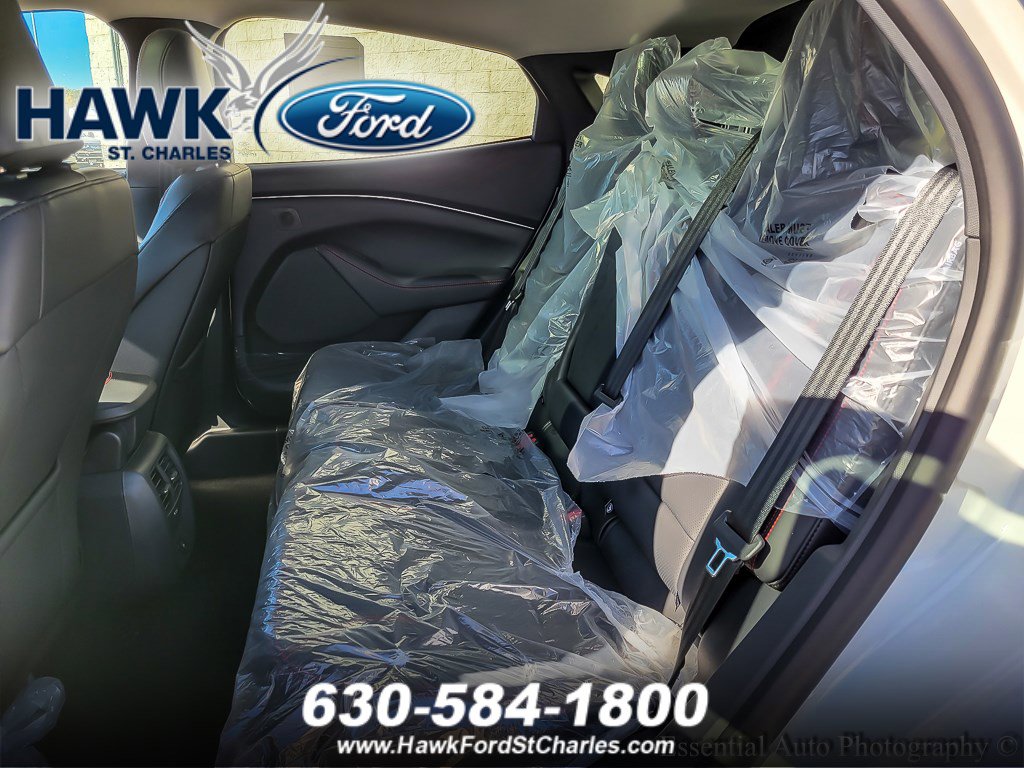 2025 FORD MUSTANG MACH-E - Image 9