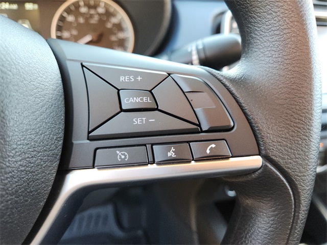 2025 Nissan Versa SV photo 14