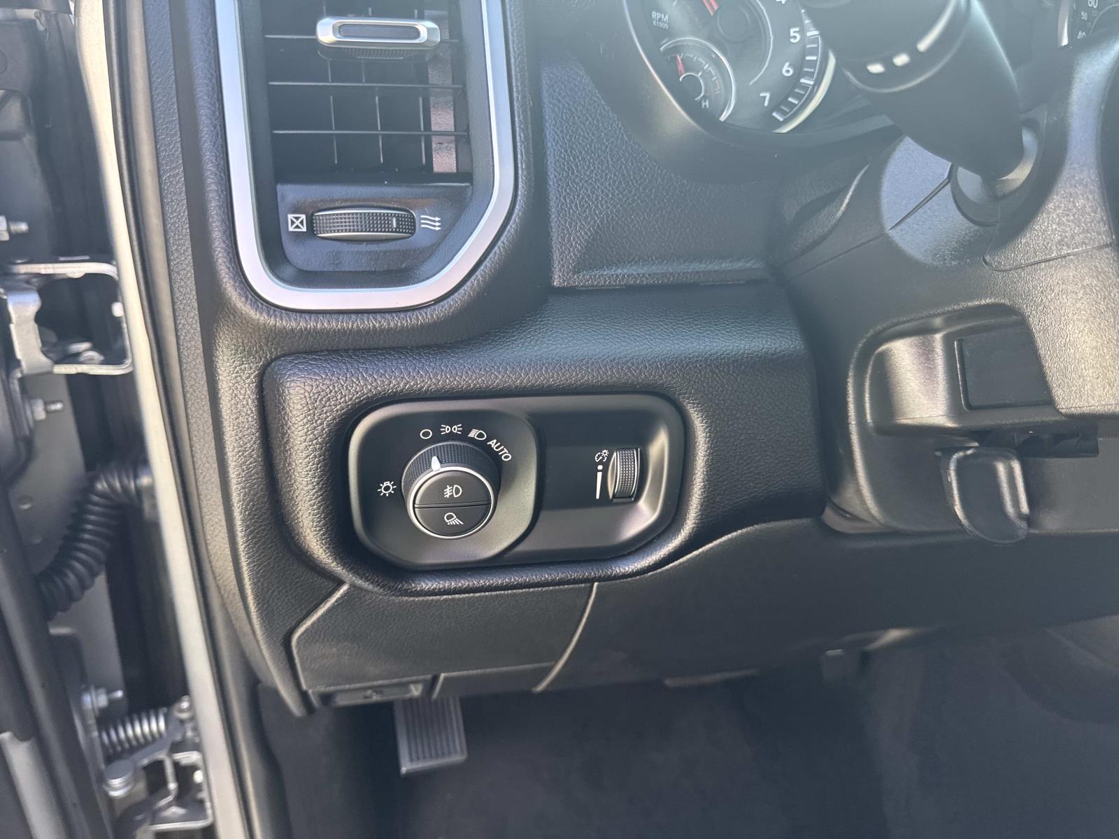 2024 Ram 2500 Big Horn photo 18