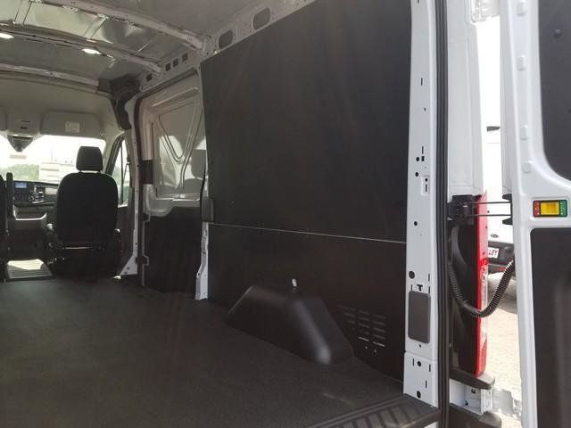 2024 Ford Transit photo 18