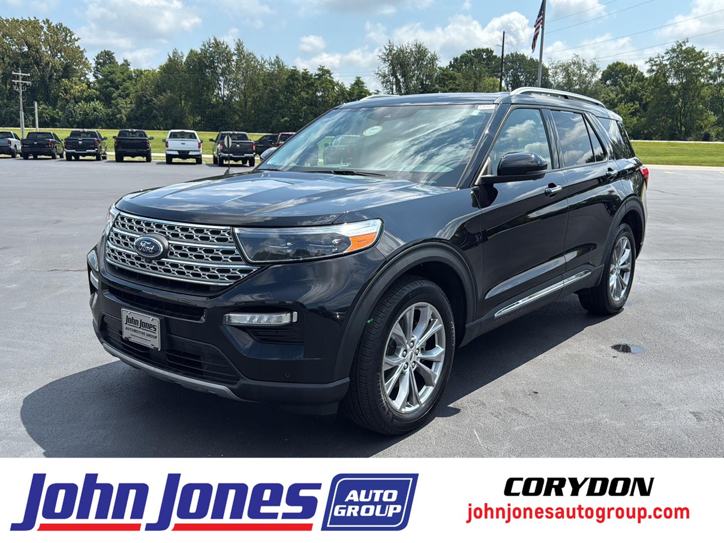 2022 Ford Explorer Limited's photo