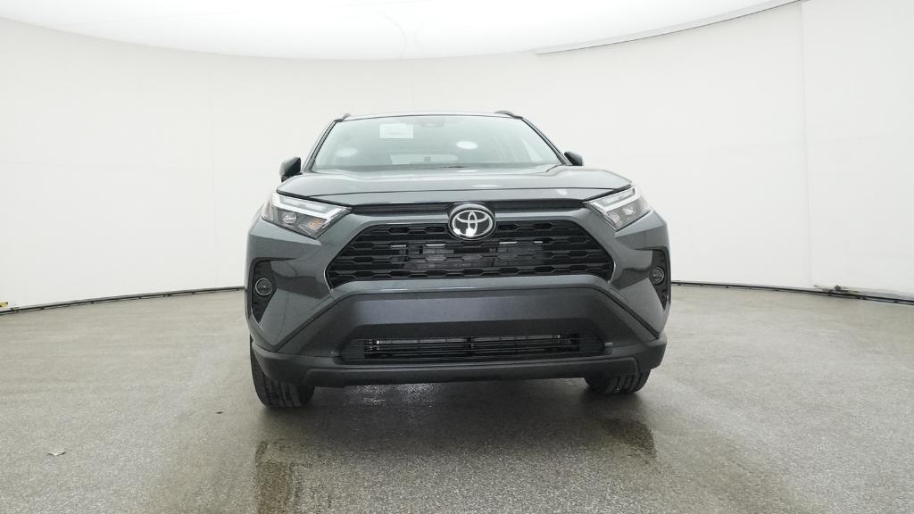2025 Toyota RAV4 Hybrid LE photo 3