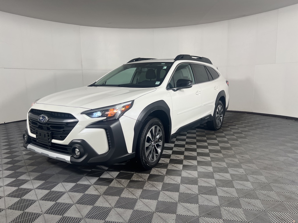 2023 Subaru Outback Limited photo 12