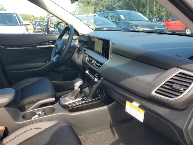 2026 Kia Seltos EX photo 28