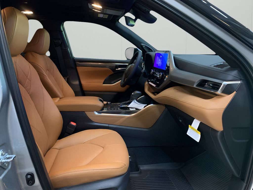 2025 Toyota Highlander XLE XSE Platinum Limited photo 14