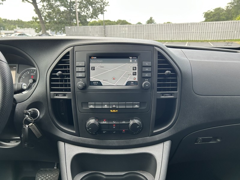 2023 Mercedes Benz Metris Passenger Van photo 13