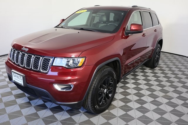 2021 Jeep Grand Cherokee Laredo X photo 4